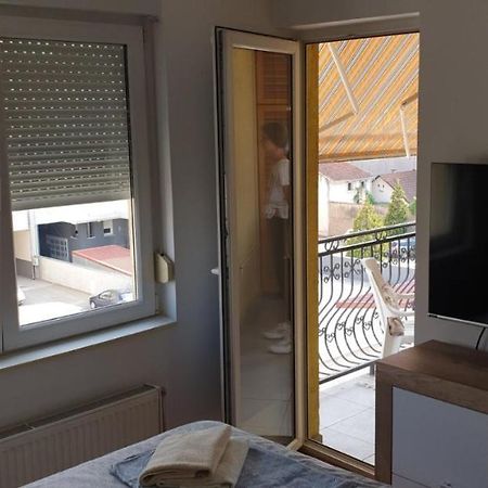 Apartman Anja Новий Сад Екстер'єр фото