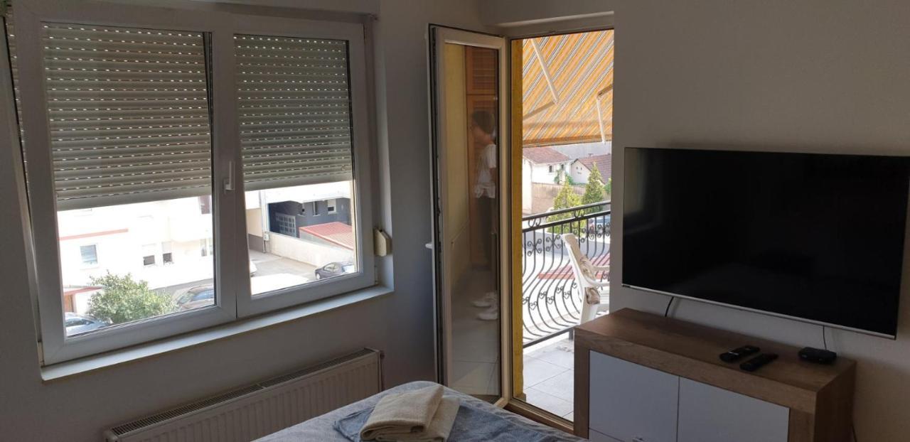 Apartman Anja Новий Сад Екстер'єр фото