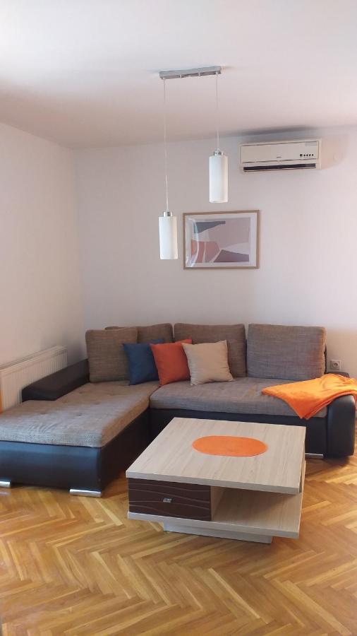 Apartman Anja Новий Сад Екстер'єр фото